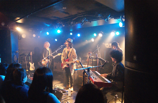 FEVER 4th ANNIVERSARY WANDER for WELL (3)